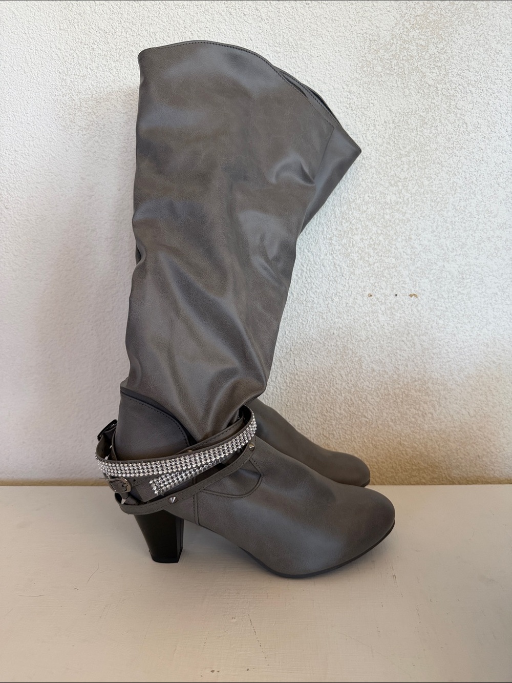 Women's Gray Knee-High Heeled Boots with Rhinestone Strap